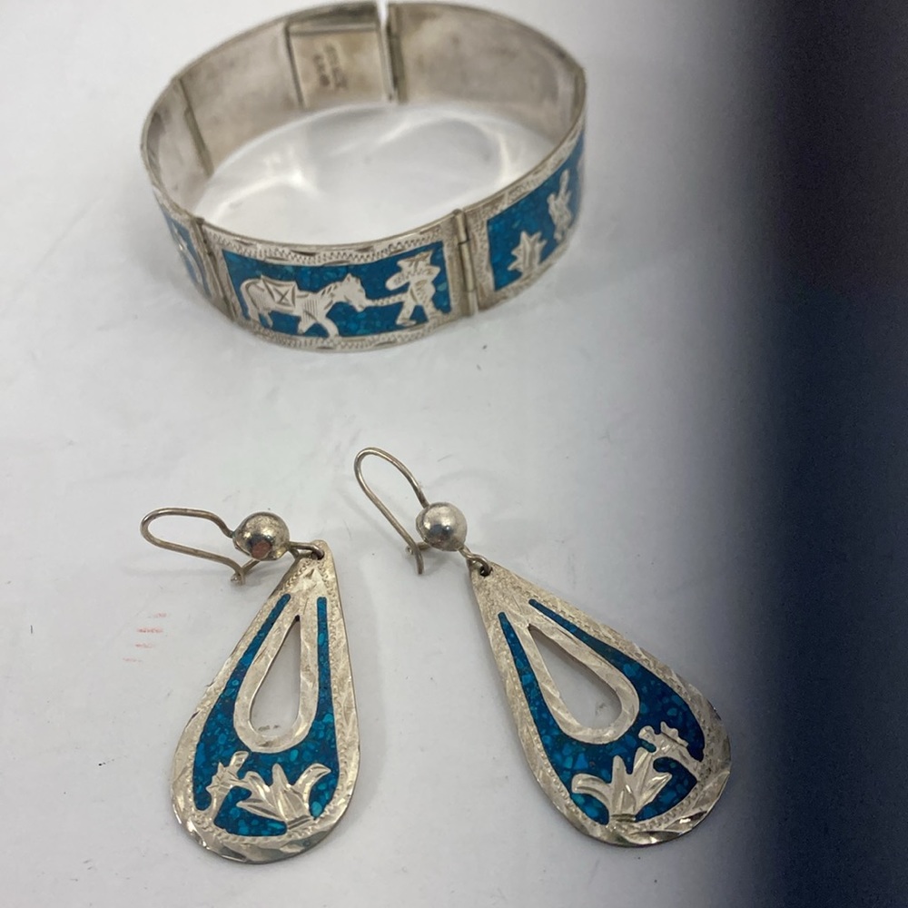 Mexican silver 925 crushed turquoise panel story bracelet and earrings